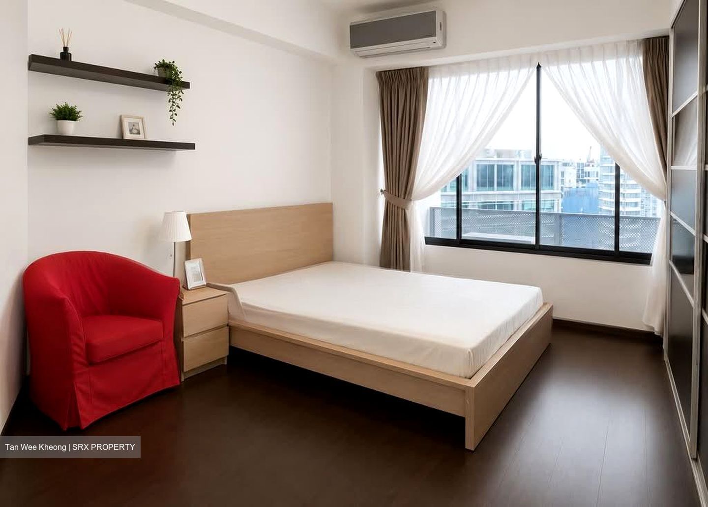 International Plaza (D2), Apartment #566426091
